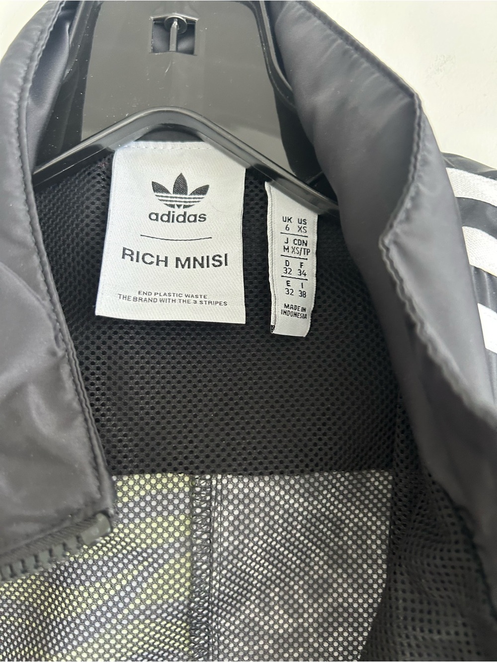 Adidas Originals x Rich Mnisi Cropped Jacket - WORE ONCE - Size XS - Picture 10 of 10